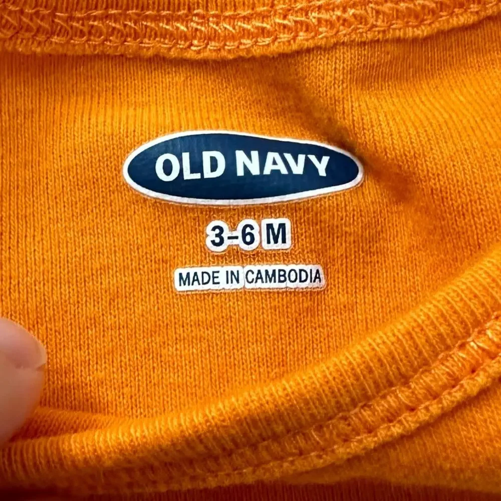 Old Navy Halloween onesie bodysuit bundle, 3-6 months (set of 4)
